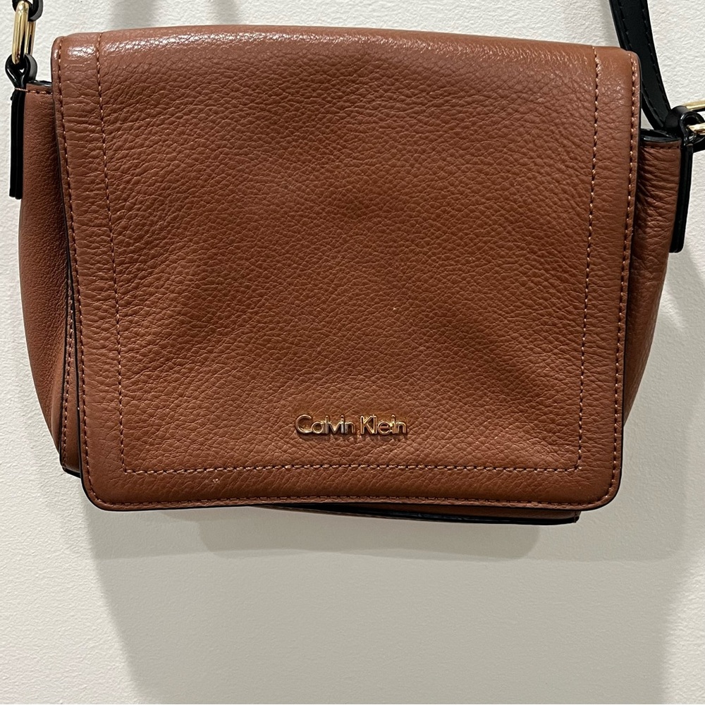 Calvin Klein Crossbody Shoulder-Bag Genuine Leather Brown Shade Saddle